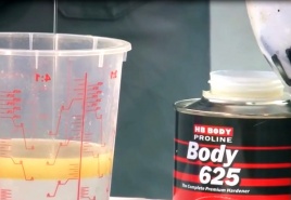 Видеообзор: Применение толстослойного грунта-наполнителя HB Body 605